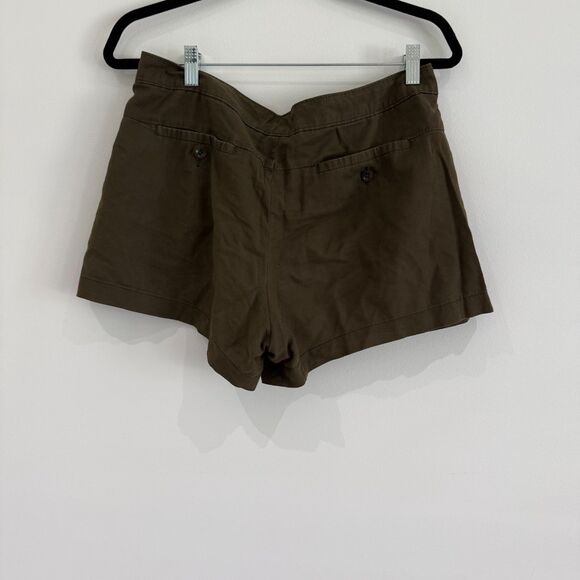 Gap Sz. 8 Olive Green Shorts - 3.5 inch inseam, EUC - Picture 2 of 4